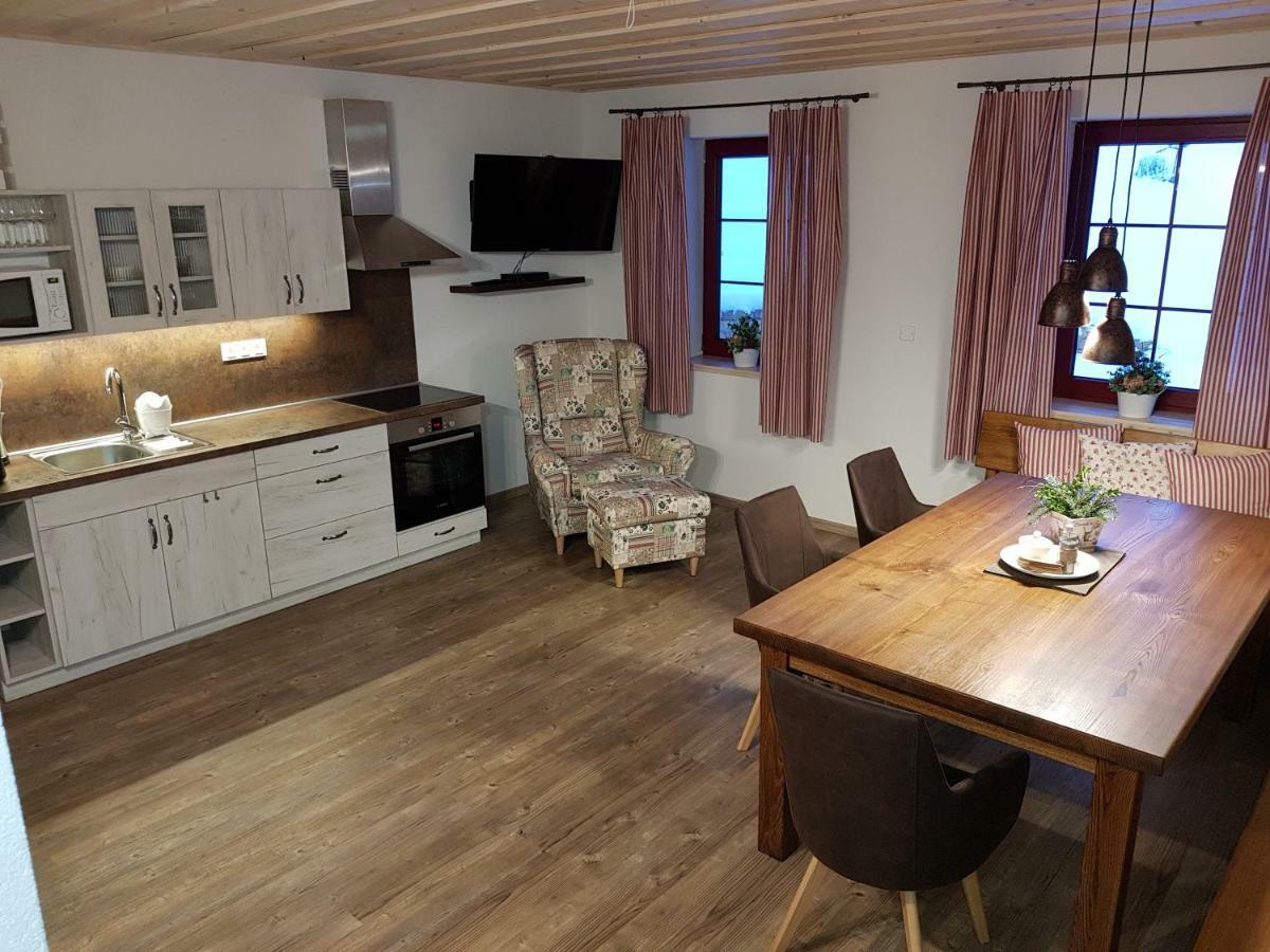 Apartmany Fiserka โรกีนีซ นัด ยีเซอโร ภายนอก รูปภาพ