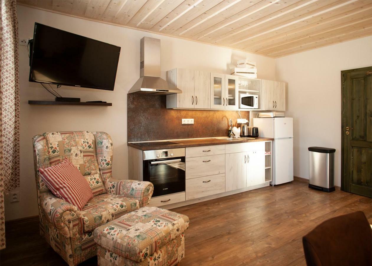 Apartmany Fiserka โรกีนีซ นัด ยีเซอโร ภายนอก รูปภาพ